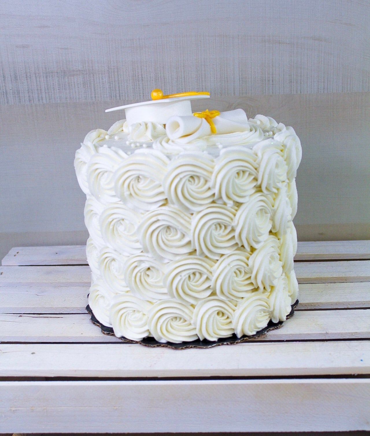 Graduation Elegant Rosette Cake | Butterfly Bakery